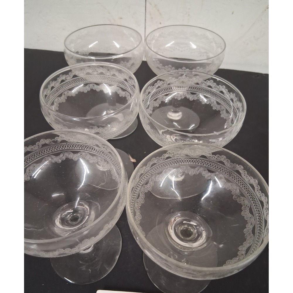 Set of 6 Vtg Fostoria Needle Etched Cloverleaf Sherbet/Champagne Glasses